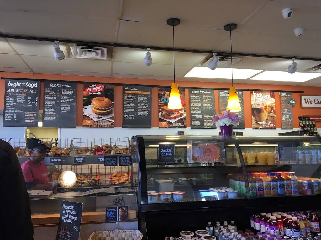 Brueggers Bagels | bakery | 626 9th St, Durham, NC 27705, USA | 9192864900 OR +1 919-286-4900