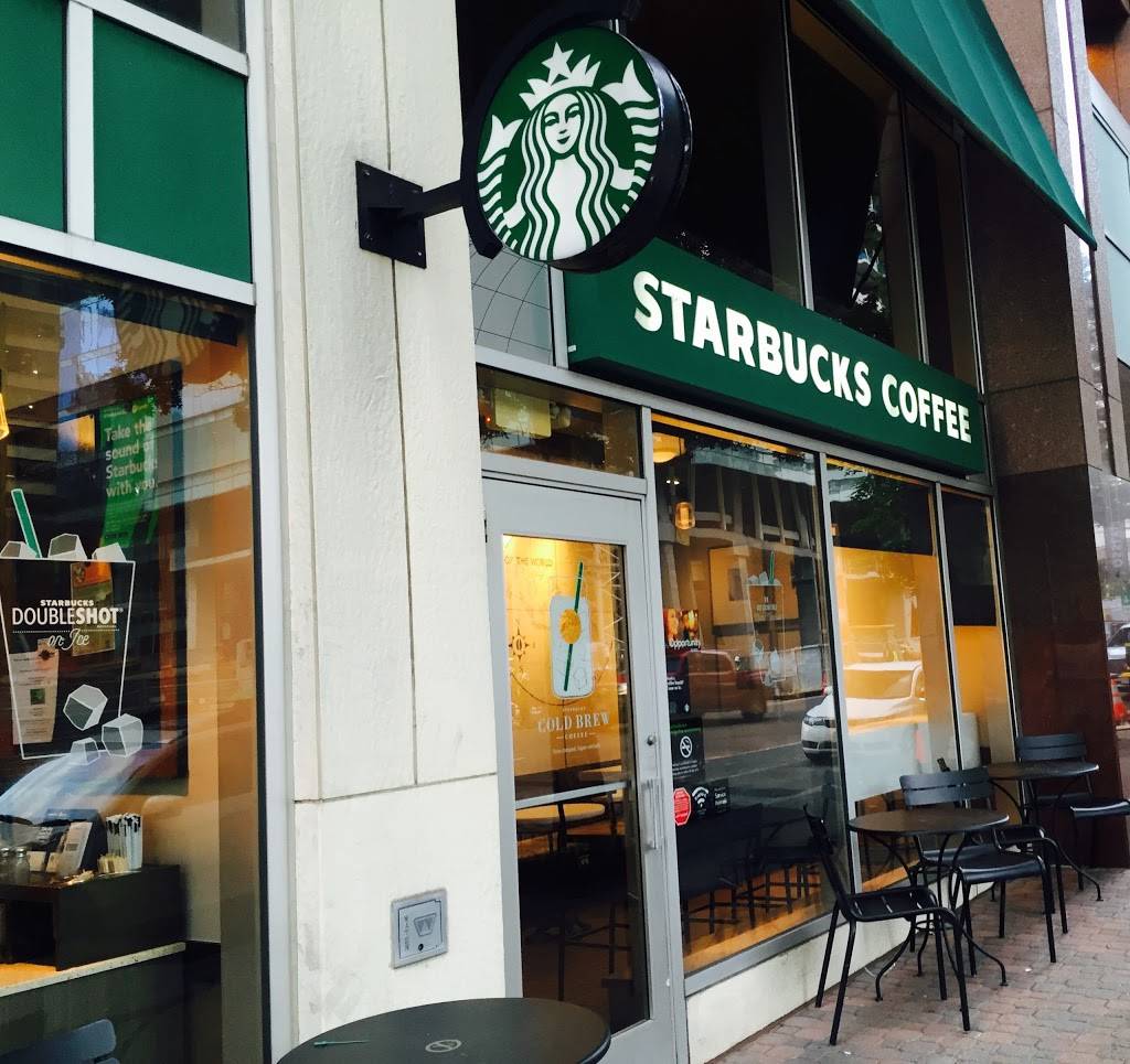 Starbucks | cafe | 1735 N Lynn St #020, Arlington, VA 22209, USA | 7034657425 OR +1 703-465-7425