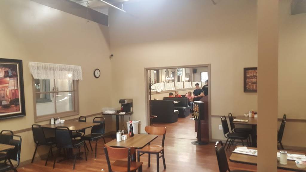 The Factory Diner | restaurant | 200 W 1st St, Farmington, MO 63640, USA | 5737600208 OR +1 573-760-0208