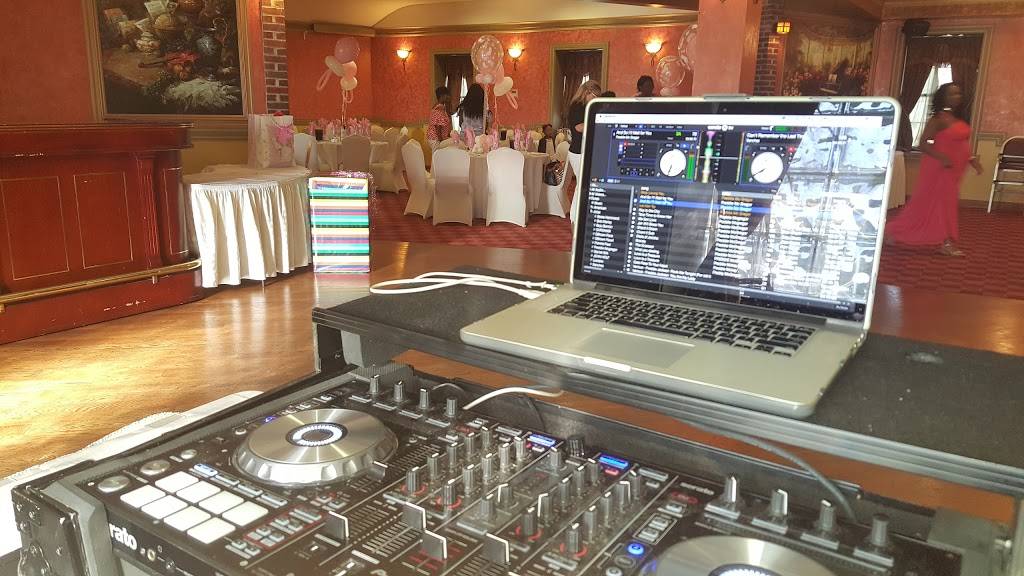 Riverside Manor | restaurant | 27 E 33rd St, Paterson, NJ 07514, USA | 9736896360 OR +1 973-689-6360