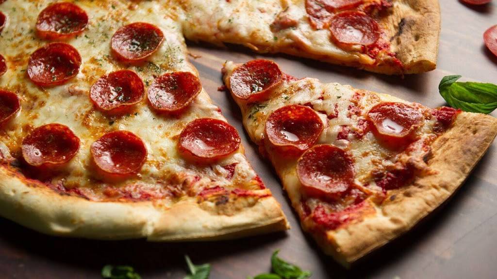 Family Express | restaurant | 6250 Ameriplex Dr, Portage, IN 46368, USA | 2197643014 OR +1 219-764-3014