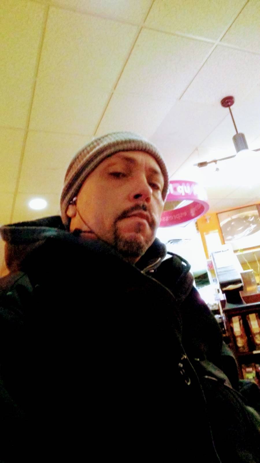 Dunkin | cafe | 213 W 4th St, Bethlehem, PA 18015, USA | 6108659400 OR +1 610-865-9400