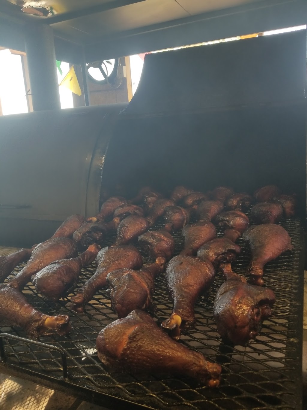 Ds Down Home Bar B Que | restaurant | 823 W 11th Ave, Stillwater, OK 74074, USA | 4052696255 OR +1 405-269-6255