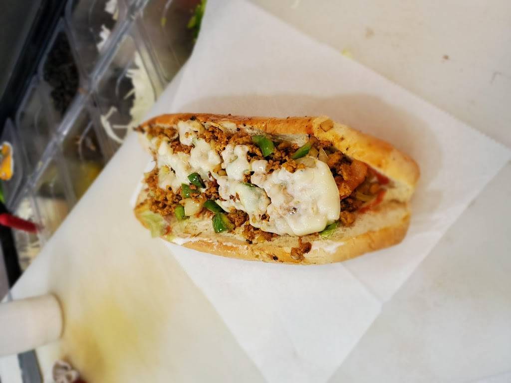 KHAN HALAL GYROS | restaurant | 4915 Indian Head Hwy, Oxon Hill, MD 20745, USA | 3018395050 OR +1 301-839-5050