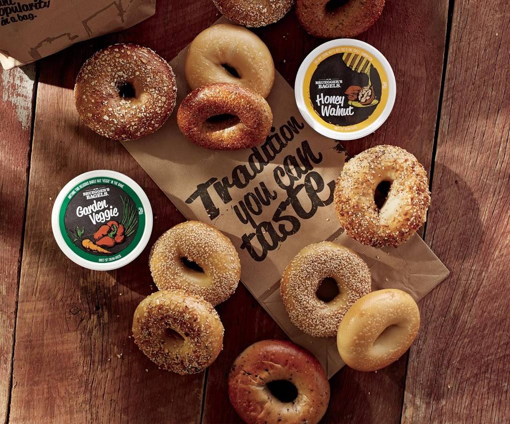 Brueggers Bagels | bakery | 626 9th St, Durham, NC 27705, USA | 9192864900 OR +1 919-286-4900