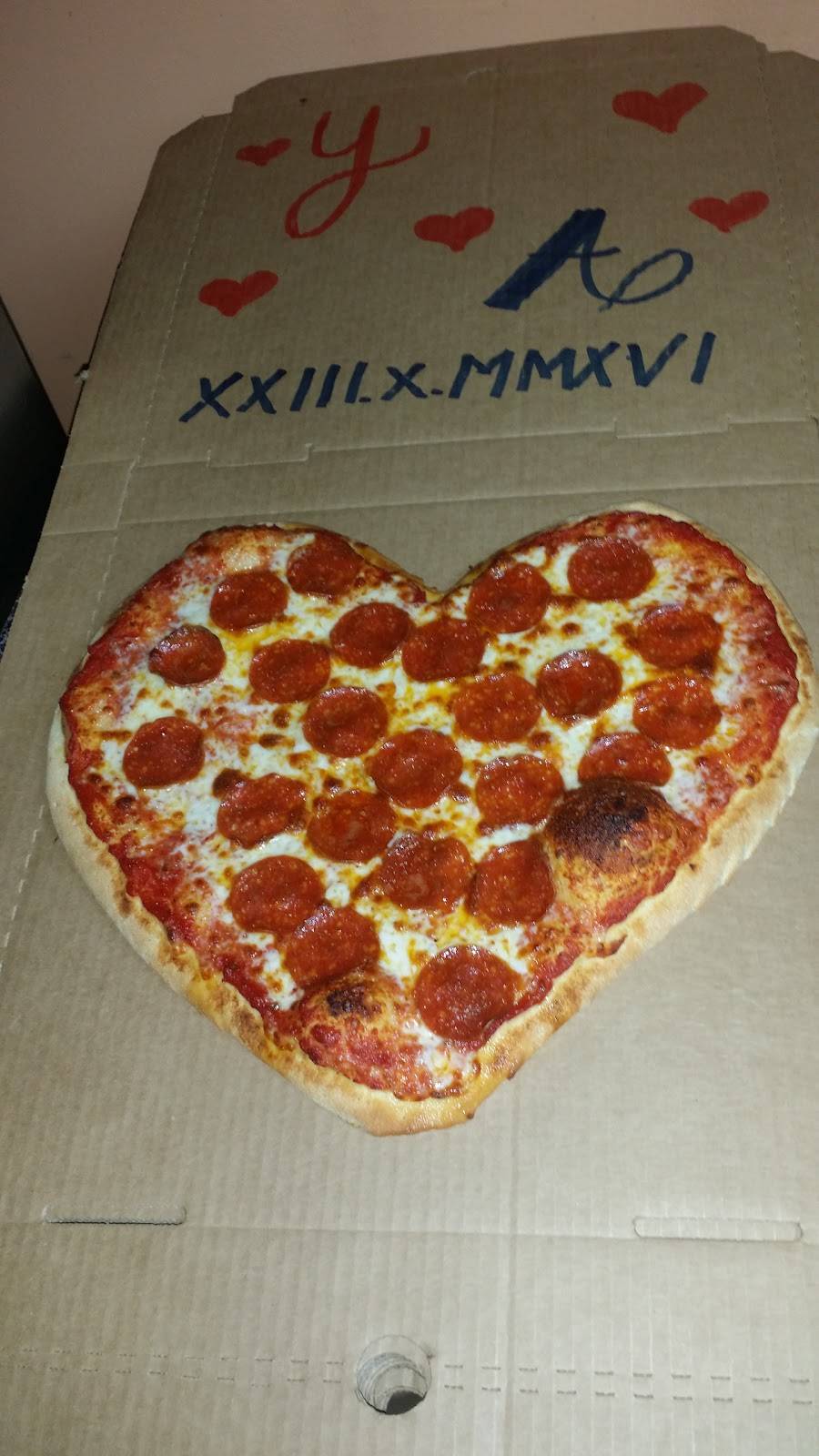 Gus Gus Pizza | meal takeaway | Sin nombre No. 1356 24366_E50, Villa del Real VIII, Tijuana, B.C., Mexico | 016647995391 OR +52 664 799 5391