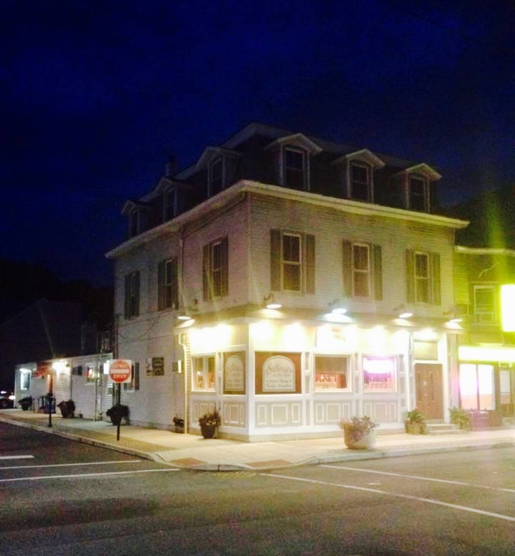 Sullivans On The Main | restaurant | 371 S Main St, Phillipsburg, NJ 08865, USA | 9087775169 OR +1 908-777-5169