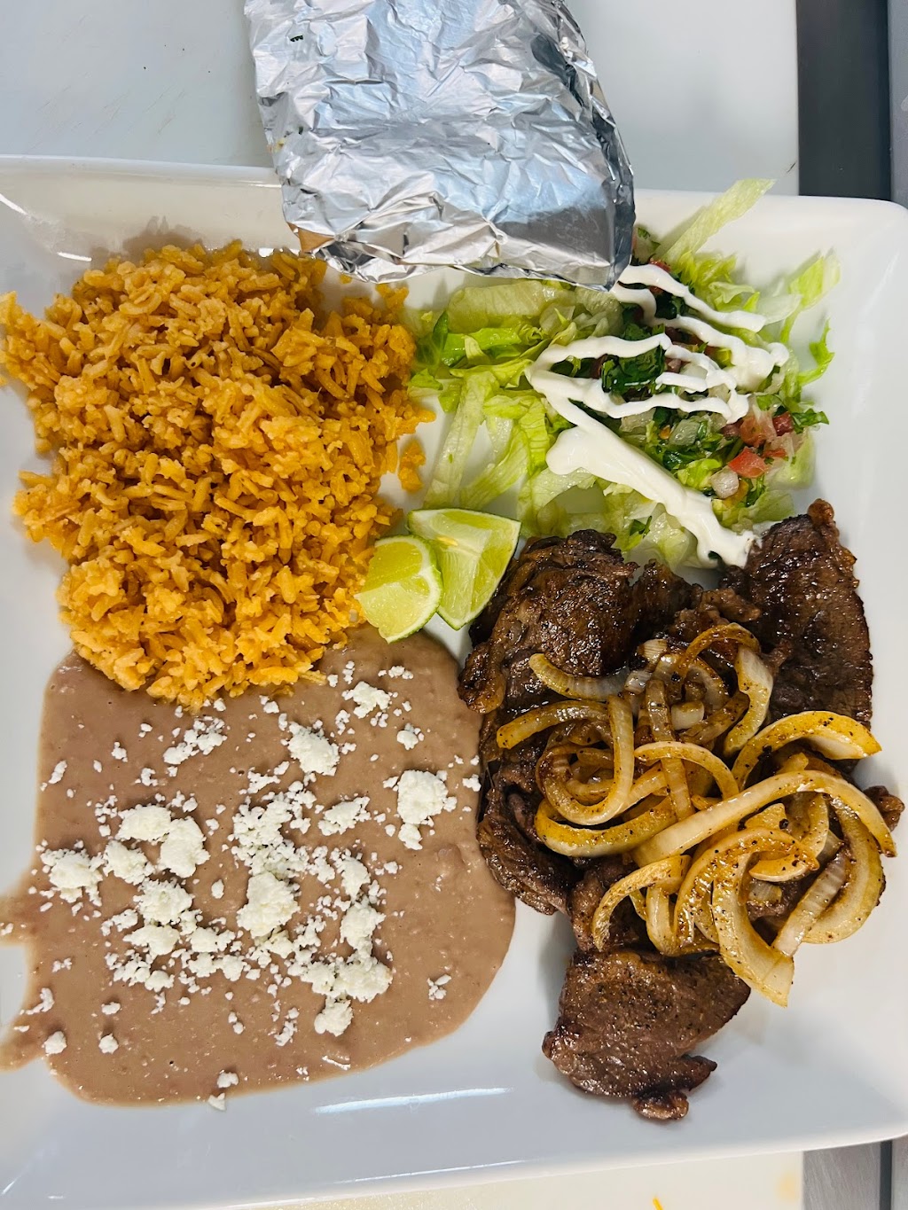 Tacos La Chule Mexican Restaurant & Bar | restaurant | 8810 Walnut St, Rockford, MN 55373, USA | 7632375365 OR +1 763-237-5365