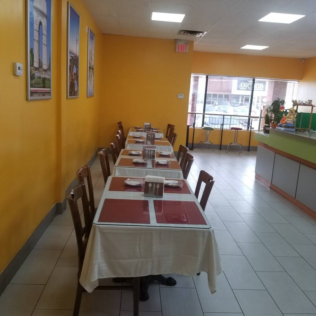 Bombay Boys Indian Cuisine | restaurant | 443 The Queensway S, Keswick, ON L4P 3J4, Canada | 9056576696 OR +1 905-657-6696