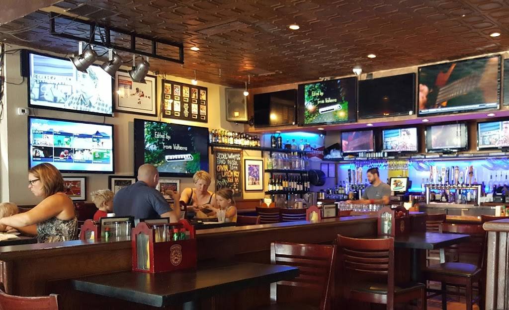 Sharks Cove | restaurant | 309 Manhattan Beach Blvd, Manhattan Beach, CA 90266, USA | 3105452683 OR +1 310-545-2683
