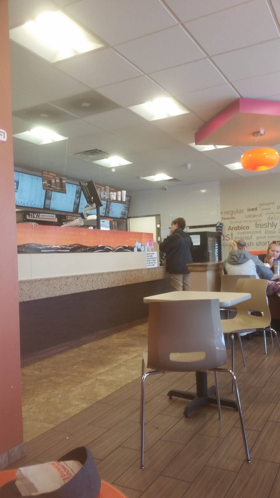 Dunkin | bakery | 2 W Penn Ave, Robesonia, PA 19551, USA | 4843352537 OR +1 484-335-2537