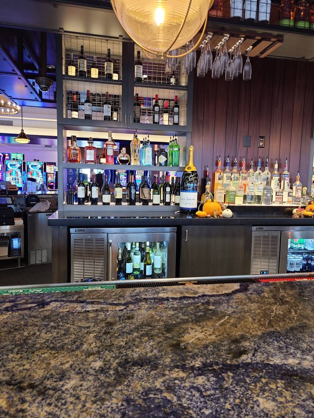 The Lake House at Sylvan Beach | restaurant | 301 Park Ave, Sylvan Beach, NY 13157, USA | 3153561815 OR +1 315-356-1815