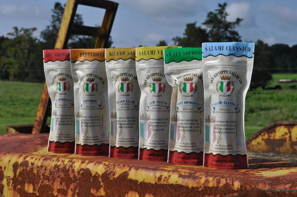 Giacomos Italian Market | restaurant | 2109 New Garden Rd E, Greensboro, NC 27410, USA | 3362822855 OR +1 336-282-2855