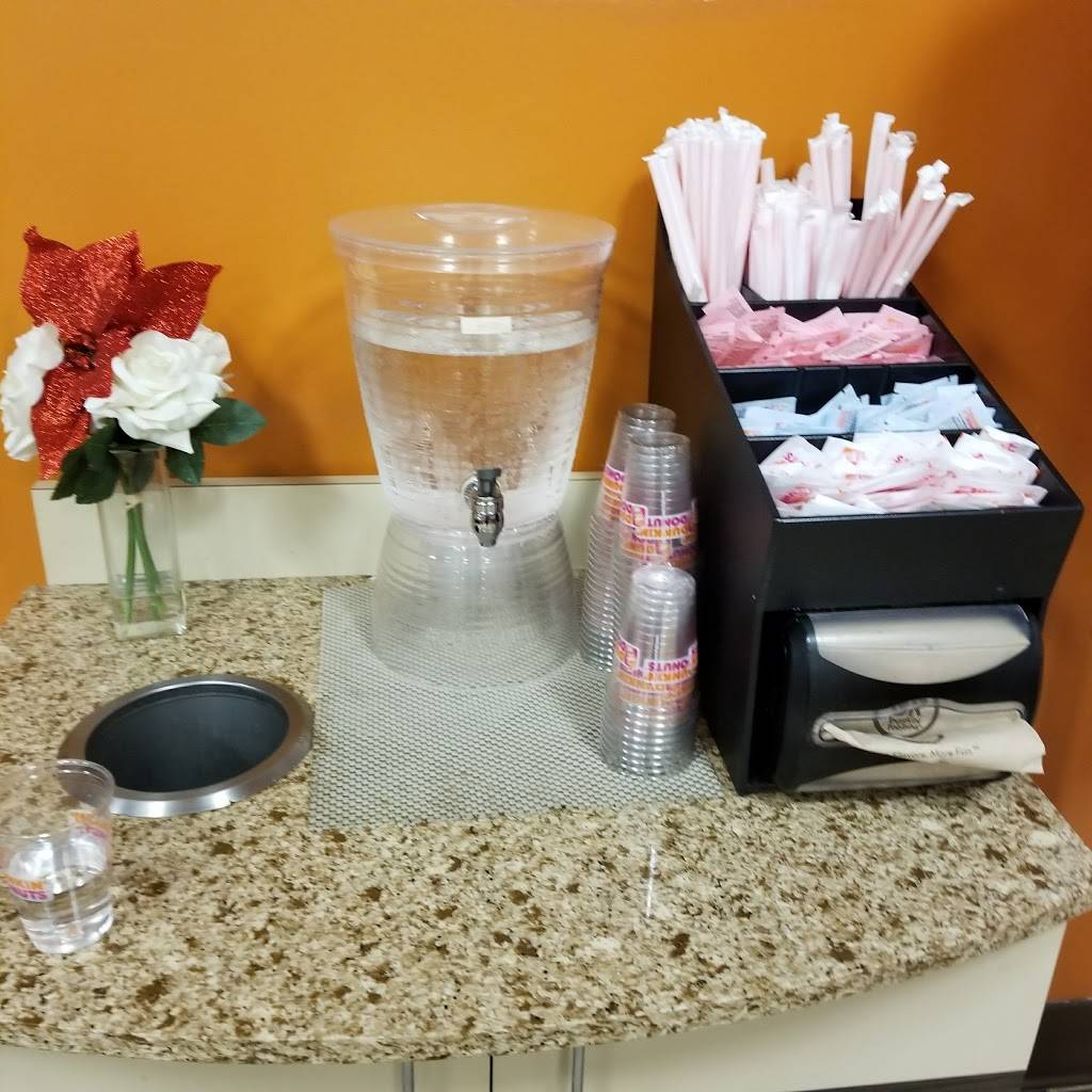 Dunkin | bakery | 807 W Vine St, Kissimmee, FL 34741, USA | 4079332545 OR +1 407-933-2545