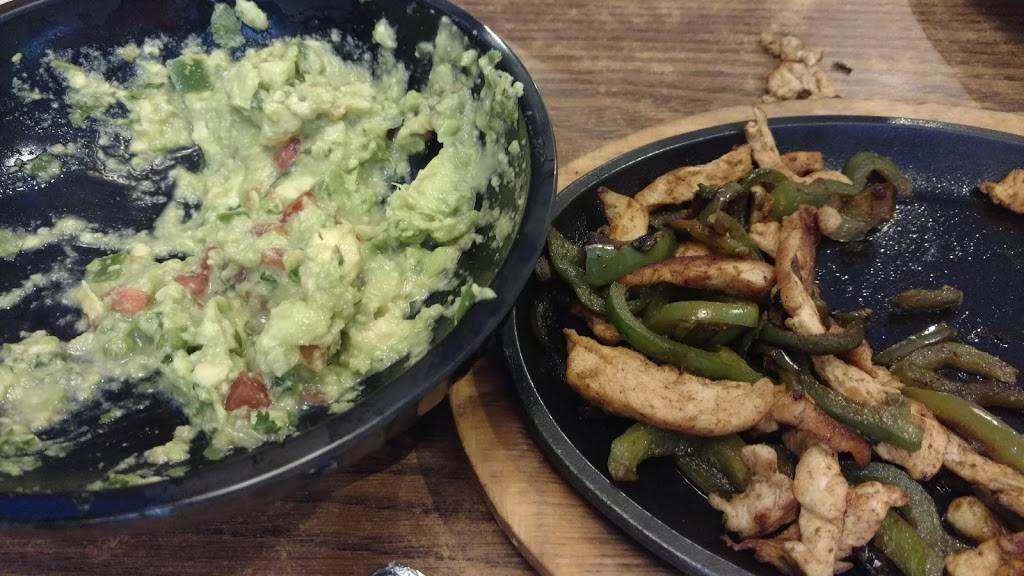 El Ranchero Mexican Restaurant | restaurant | 650 E Fire Tower Rd f, Winterville, NC 28590, USA | 2523538700 OR +1 252-353-8700