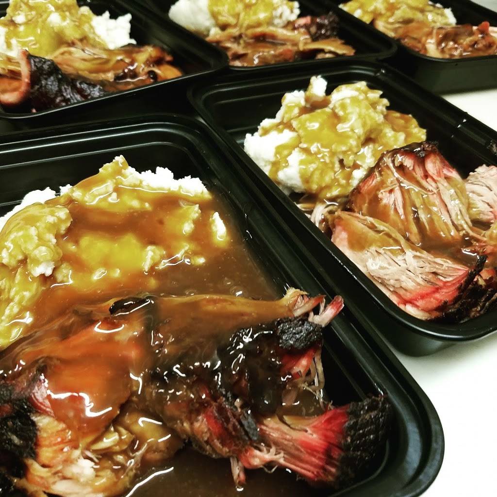 Rons Market | meal takeaway | 144 Franklin Ave, Farmington, ME 04938, USA | 2077783344 OR +1 207-778-3344
