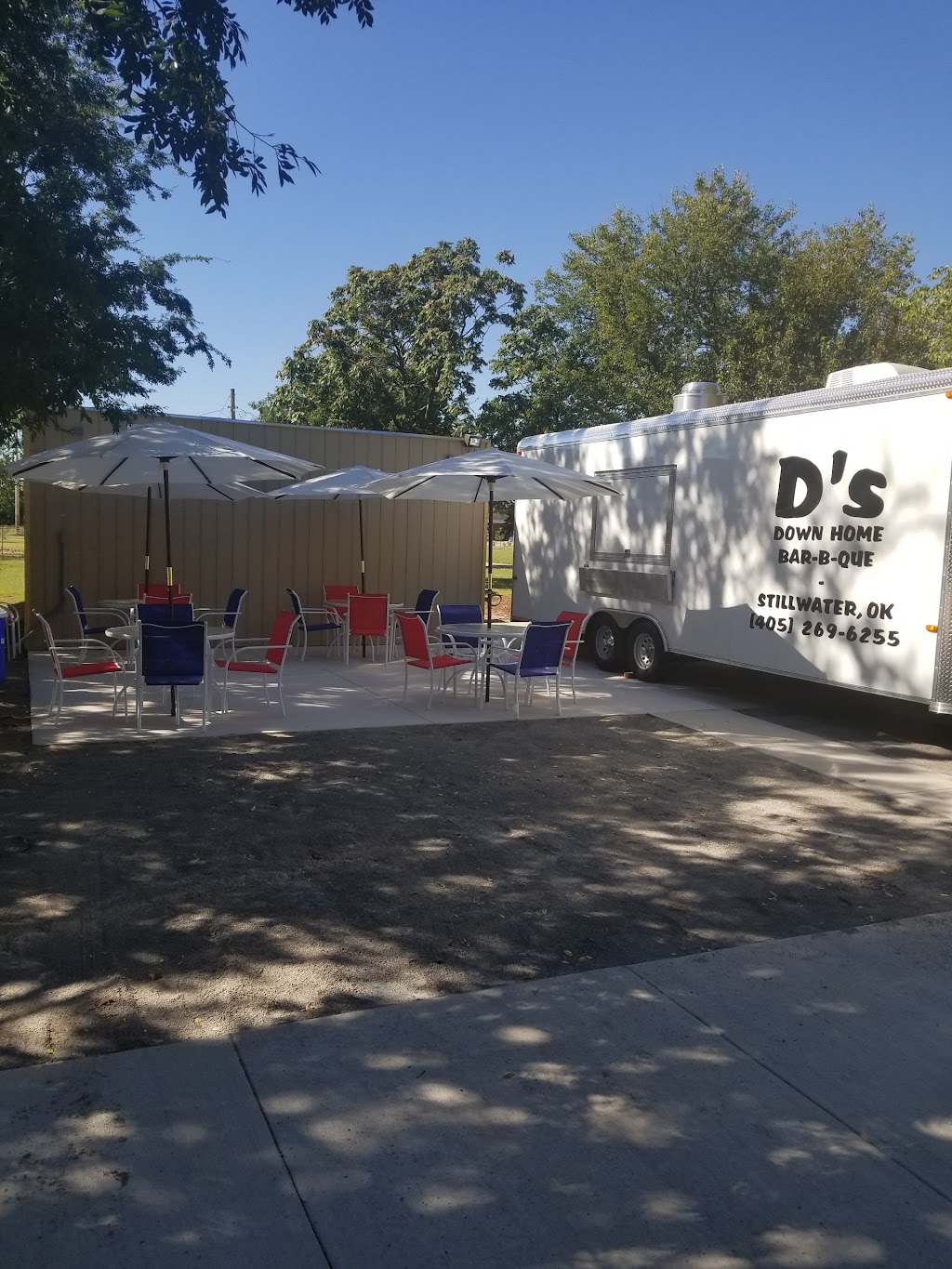 Ds Down Home Bar B Que | restaurant | 823 W 11th Ave, Stillwater, OK 74074, USA | 4052696255 OR +1 405-269-6255