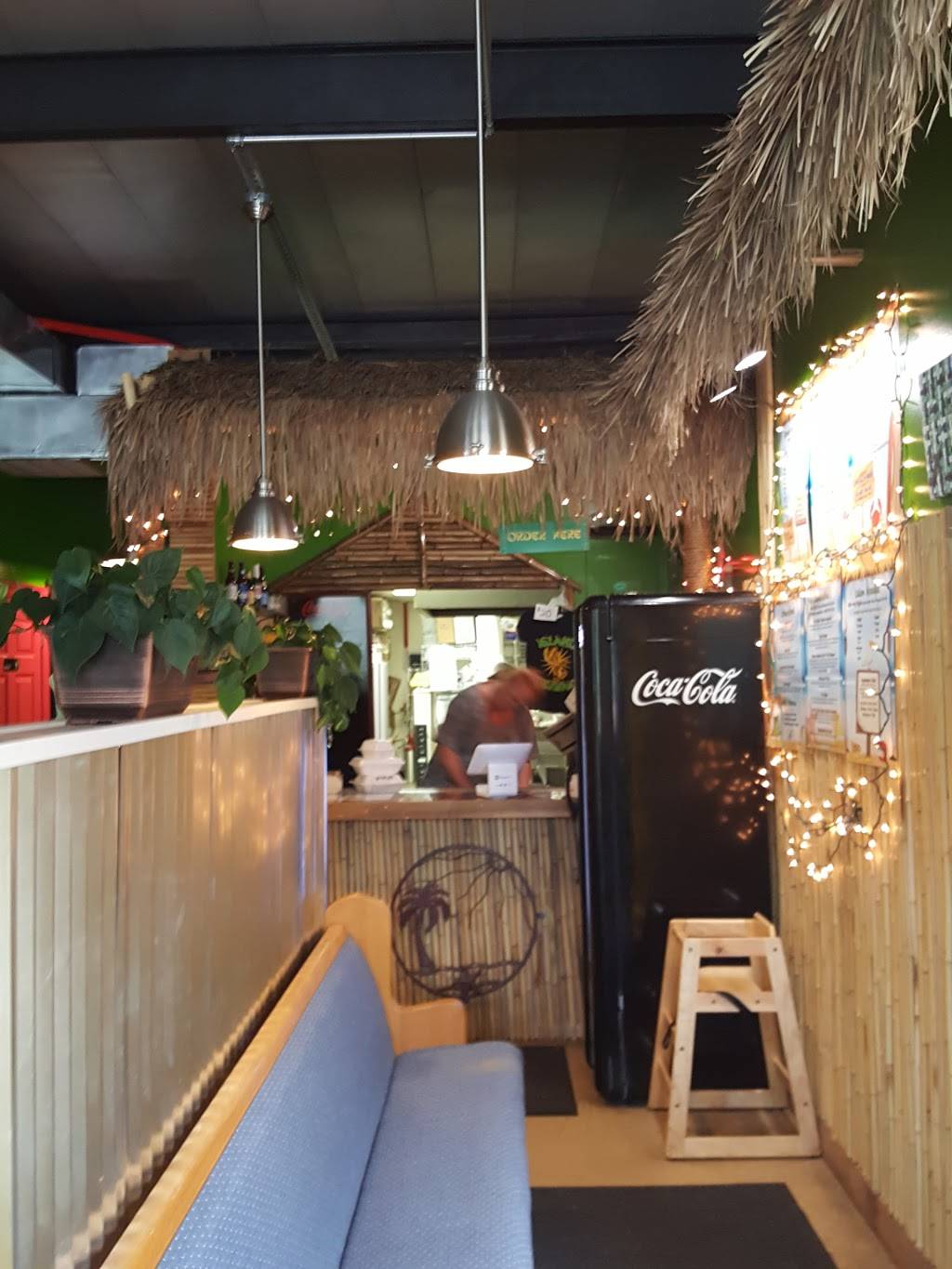 Island Teriyaki | restaurant | 3524 Teays Valley Road, Hurricane, WV 25526, USA | 3044158644 OR +1 304-415-8644
