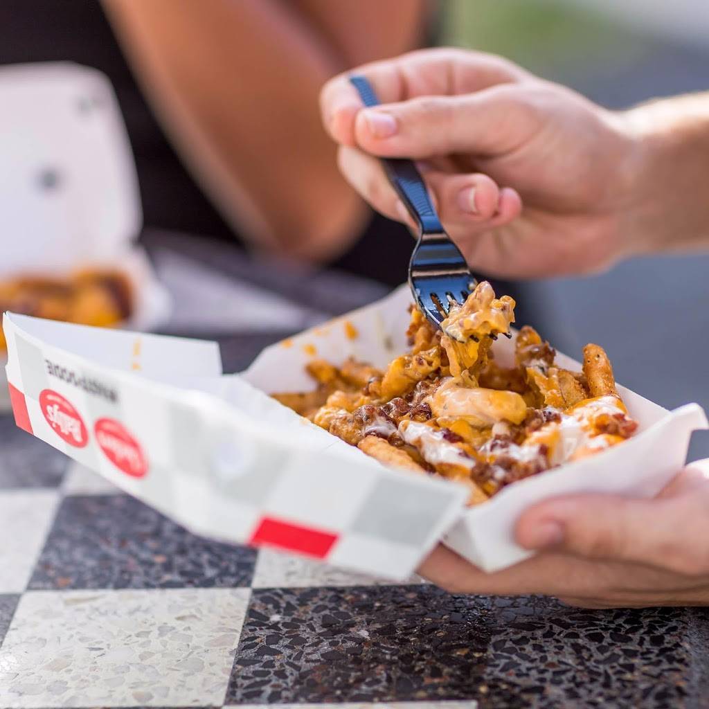 Checkers | restaurant | 4110 1st Ave, Nitro, WV 25143, USA | 3047553505 OR +1 304-755-3505