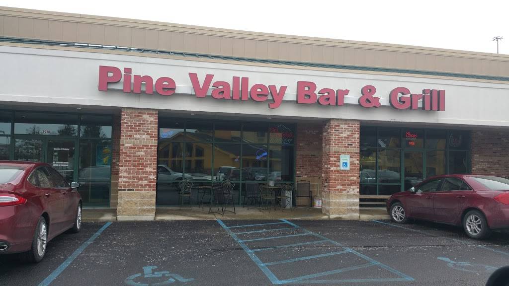 Pine Valley Bar & Grill | restaurant | 2914 E Dupont Rd, Fort Wayne, IN 46825, USA | 2604909464 OR +1 260-490-9464