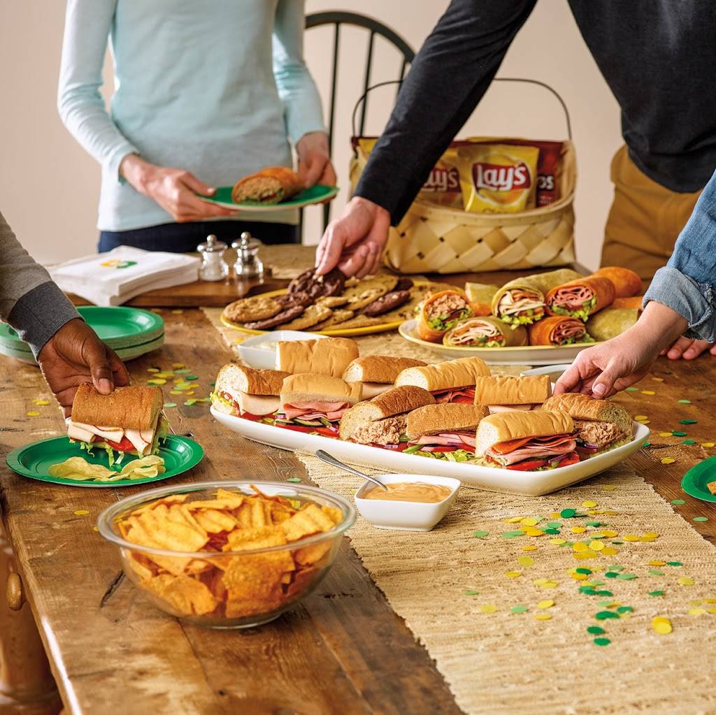 Subway | restaurant | 210 US-96, San Augustine, TX 75972, USA | 9362885077 OR +1 936-288-5077