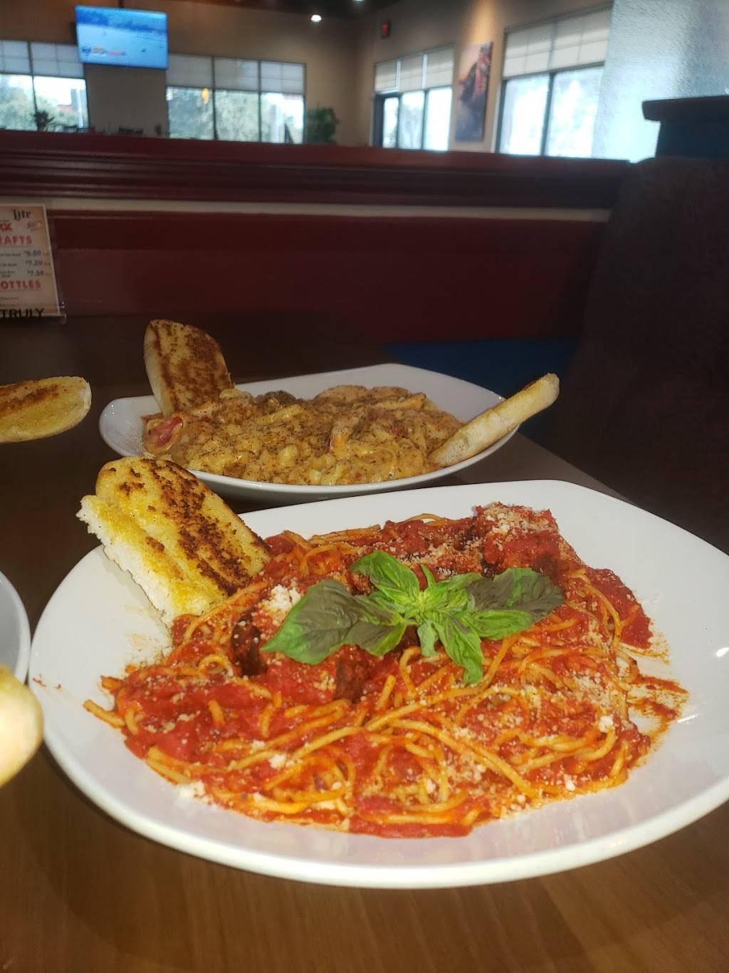 D’Ambrosio’s Pizza Pub | restaurant | 1713 Cross Roads Dr, Grapevine, TX 76051, USA | 8173291002 OR +1 817-329-1002