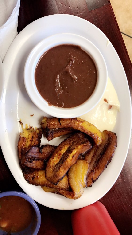 El Cipote Market | restaurant | 15329 Palmdale Rd Suite F, Victorville, CA 92392, USA | 7604931035 OR +1 760-493-1035