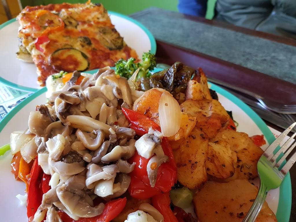 Calabria Bakery | bakery | 1772 Midland Ave, Scarborough, ON M1P 3C2, Canada | 4167551175 OR +1 416-755-1175