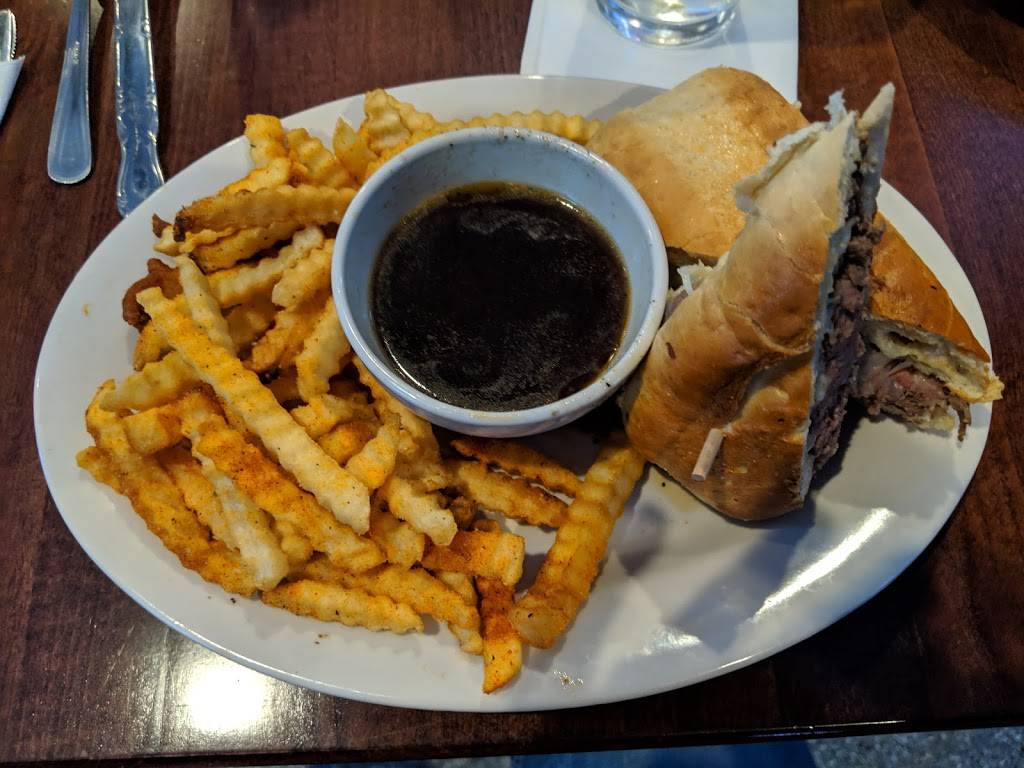 Coach’s Corner Bar & Grill | restaurant | 622 S State St, Belvidere, IL 61008, USA | 8155663439 OR +1 815-566-3439