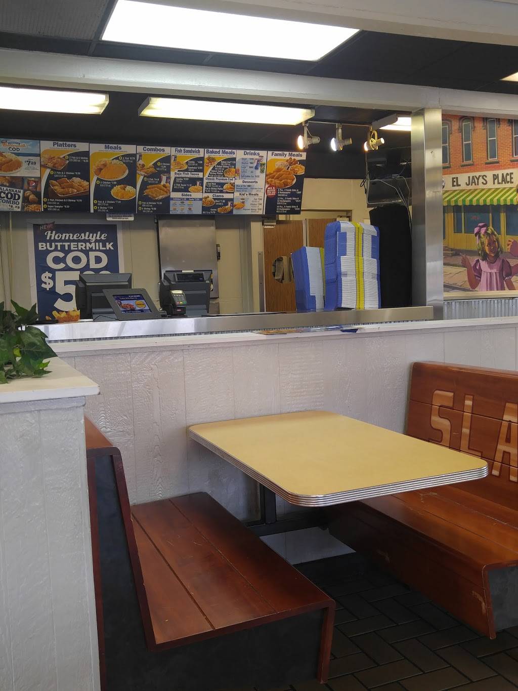 Long John Silvers | restaurant | 230 S Elm St, Washington Ct Hs, OH 43160, USA | 7403357411 OR +1 740-335-7411