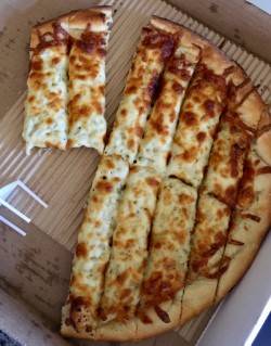 The Italian House Pizzeria Dundas St | meal delivery | 1548 Dundas St, London, ON N5W 3C1, Canada | 5196012780 OR +1 519-601-2780