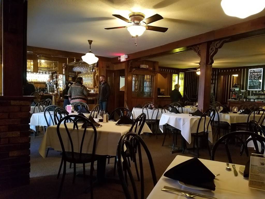 The Silver Fox Steakhouse | restaurant | 23 Hughey Alley, Ellicottville, NY 14731, USA | 7166994672 OR +1 716-699-4672