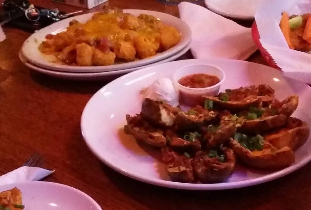 The Rusty Bucket Bar and Grill | restaurant | 3355 S Wadsworth Blvd, Lakewood, CO 80227, USA | 3039806200 OR +1 303-980-6200