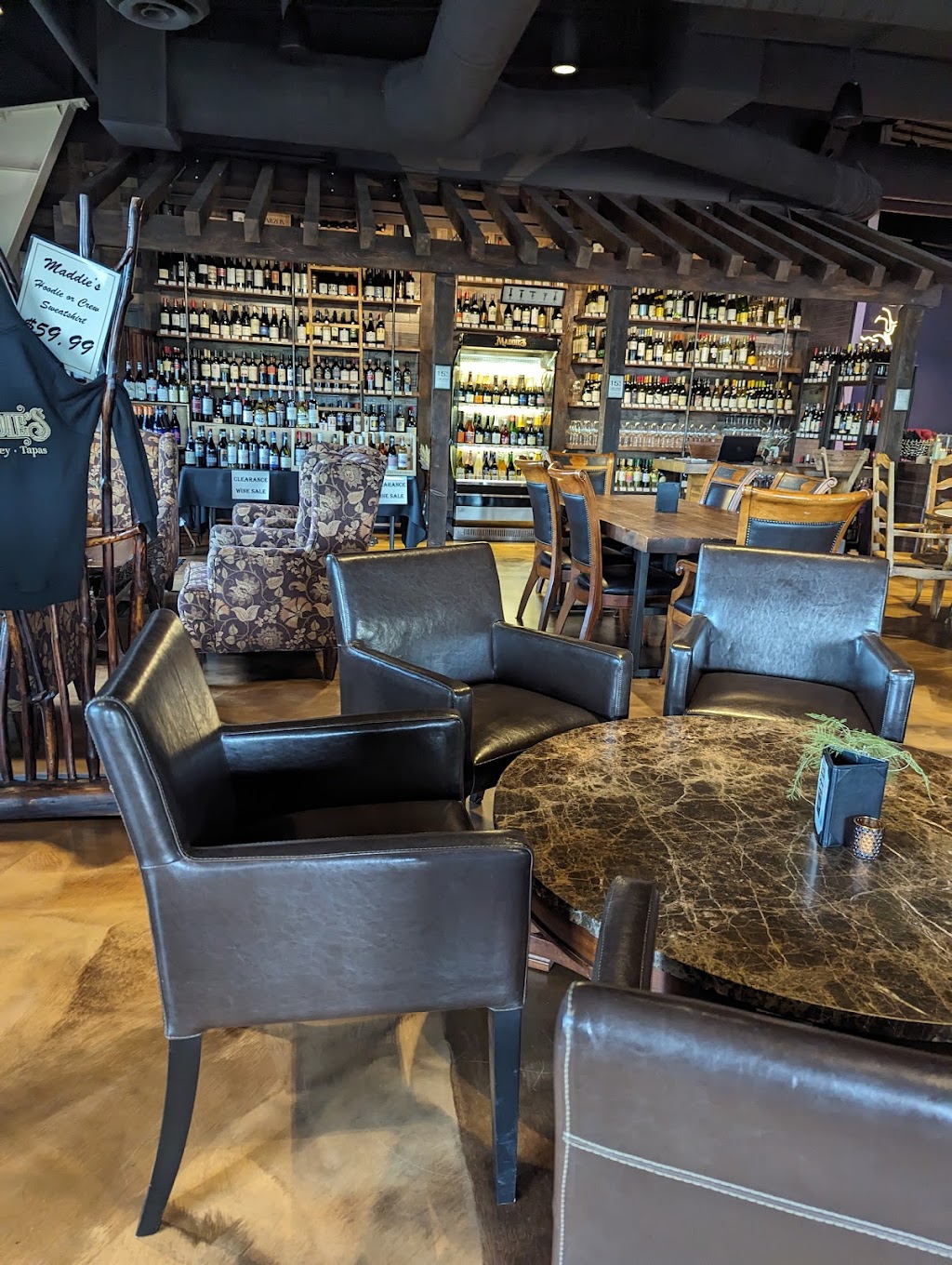 Maddies Wine and Whiskey | restaurant | 835 E Fairview Ave, Meridian, ID 83642, USA | 2088848100 OR +1 208-884-8100
