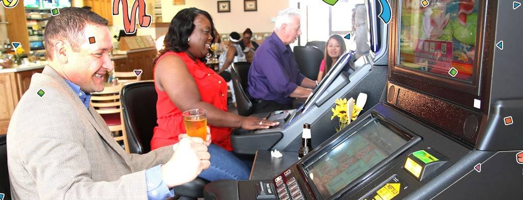 Dottys | restaurant | 604 Randall Rd, South Elgin, IL 60177, USA | 6305787007 OR +1 630-578-7007