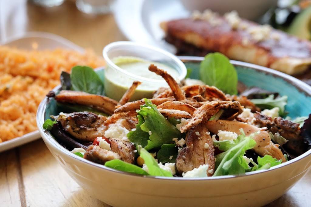 Salsa Verde | restaurant | 107 N Batavia Ave, Batavia, IL 60510, USA | 6304253521 OR +1 630-425-3521