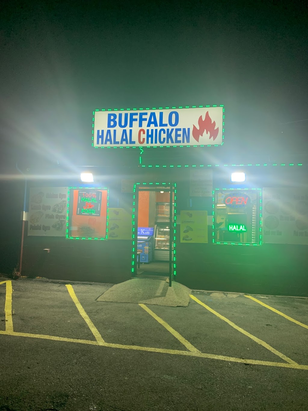 Habibi Halal food | restaurant | 2682 Bailey Ave, Buffalo, NY 14215, USA | 7167838535 OR +1 716-783-8535