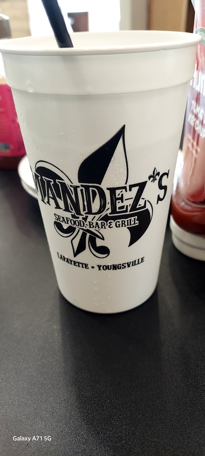 Mandezs Seafood Bar & Grill - YOUNGSVILLE LOCATION | restaurant | 1821 Chemin Metairie Rd, Youngsville, LA 70592, USA | 3375734219 OR +1 337-573-4219