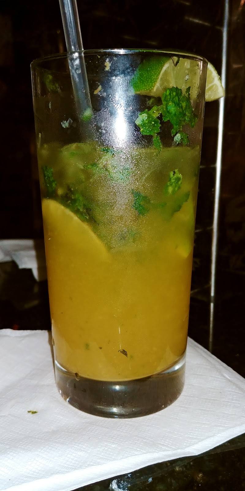 El Cantinflas | restaurant | 110 W Dauphin St, Philadelphia, PA 19133, USA | 2157392570 OR +1 215-739-2570
