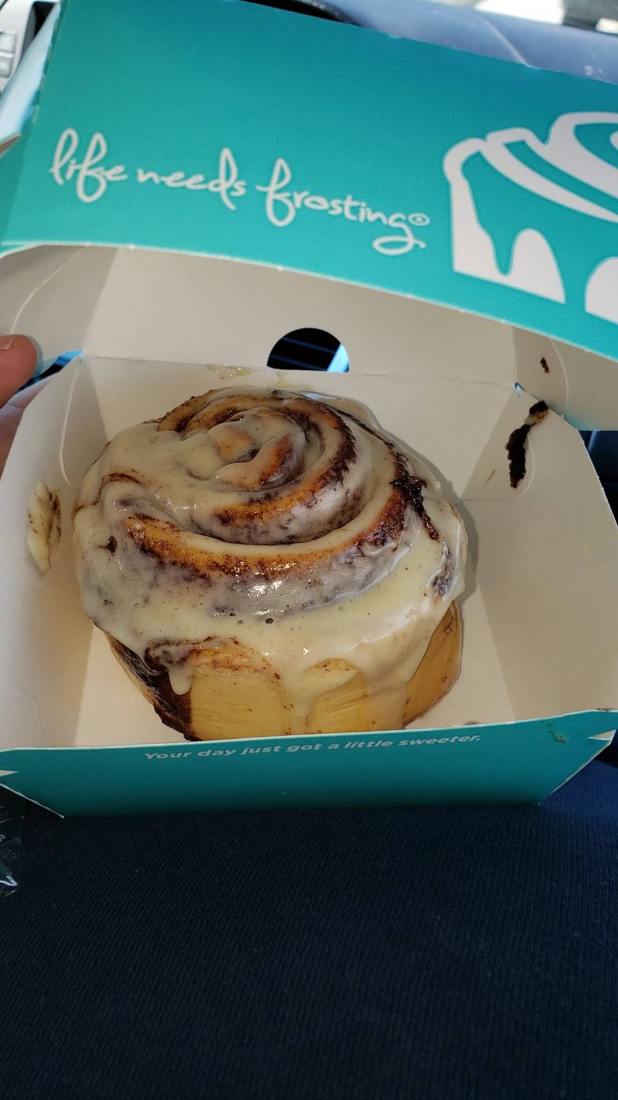 Cinnabon | bakery | 1341 Galleria Court, Riverside, CA 92503, USA | 9517296984 OR +1 951-729-6984