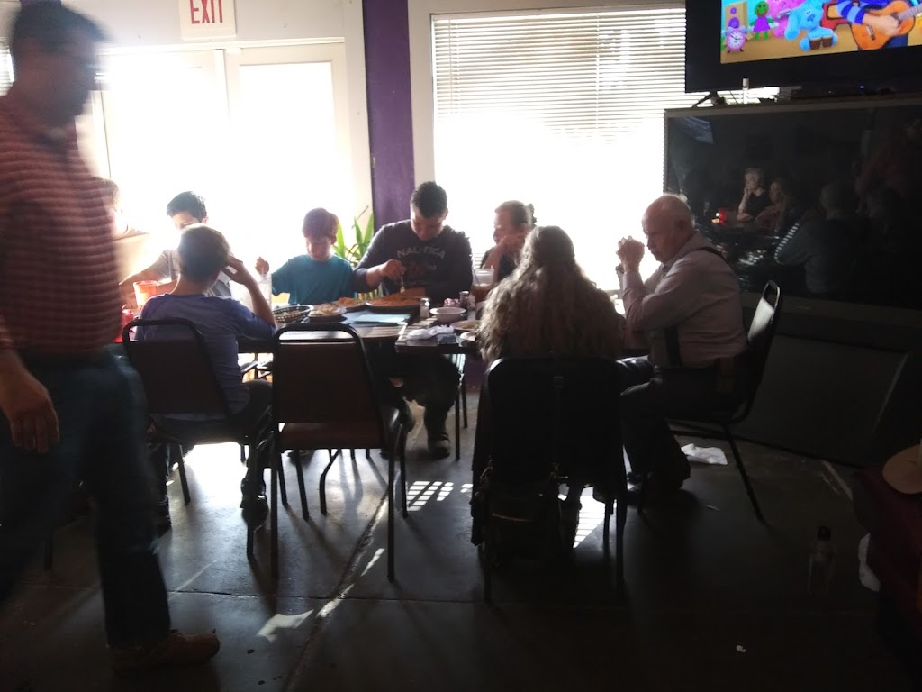 Uncle Juans Mexican Restaurant | restaurant | 107 N Kaufman St, Linden, TX 75563, USA | 9037568640 OR +1 903-756-8640