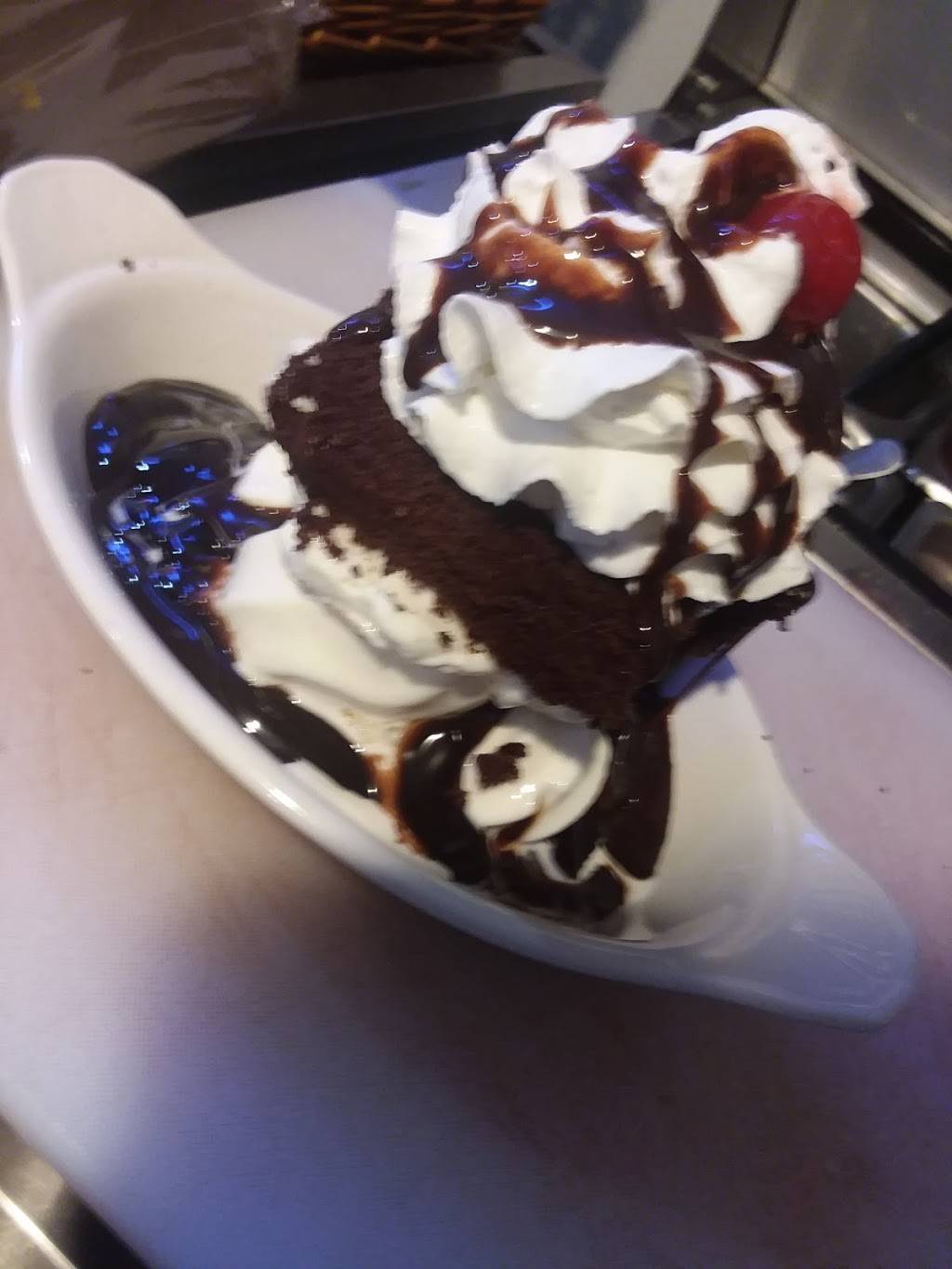 Punkys On Main | restaurant | 306 S Main St, Lancaster, SC 29720, USA | 8032851145 OR +1 803-285-1145