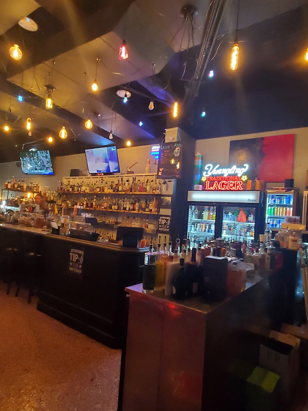 Enid Axe Throwing | cafe | 104 N Independence St, Enid, OK 73701, USA | 5804846418 OR +1 580-484-6418