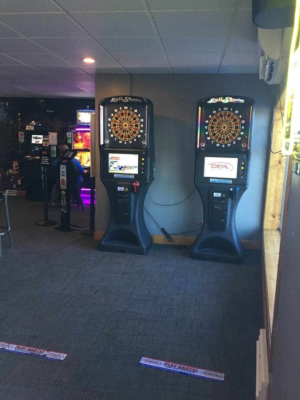 Slick Nickels | restaurant | 1235 Logan Ave, Belvidere, IL 61008, USA | 7795528645 OR +1 779-552-8645