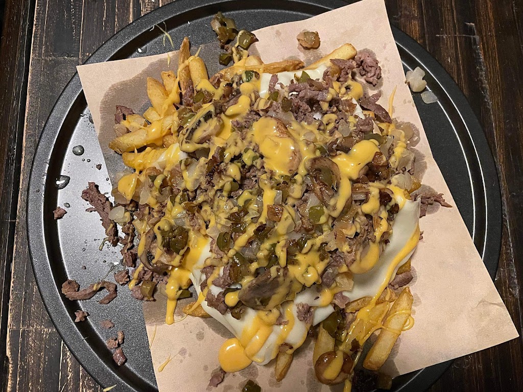 Browns Cheesesteak on the Strip | restaurant | 5340 Lake Rd E, Geneva, OH 44041, USA | 4402610038 OR +1 440-261-0038