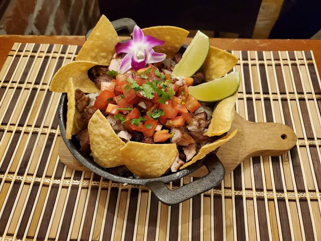 Volcano Bar & Restaurant | restaurant | 1 E 33rd St, Paterson, NJ 07514, USA | 9736896360 OR +1 973-689-6360