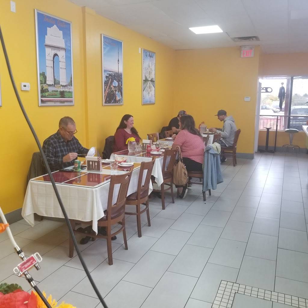 Bombay Boys Indian Cuisine | restaurant | 443 The Queensway S, Keswick, ON L4P 3J4, Canada | 9056576696 OR +1 905-657-6696