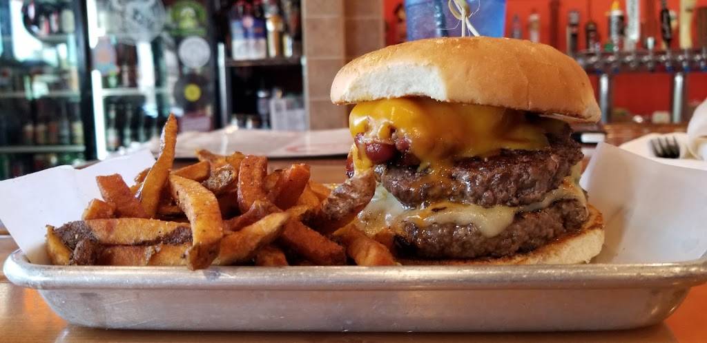 Oscars Breakfast, Burgers & Brews | restaurant | 6007 US-60 Suite 220, Barboursville, WV 25504, USA | 3049486916 OR +1 304-948-6916