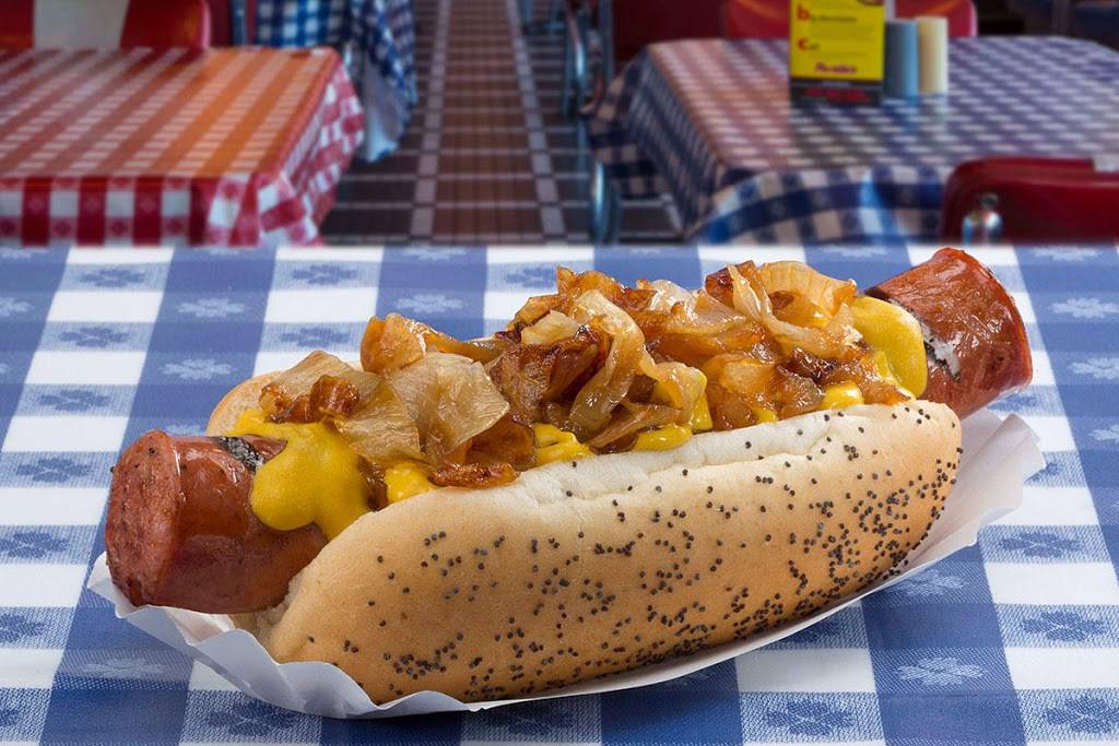 Portillos Hot Dogs | meal takeaway | 134 E Lake St, Bloomingdale, IL 60108, USA | 6303513855 OR +1 630-351-3855