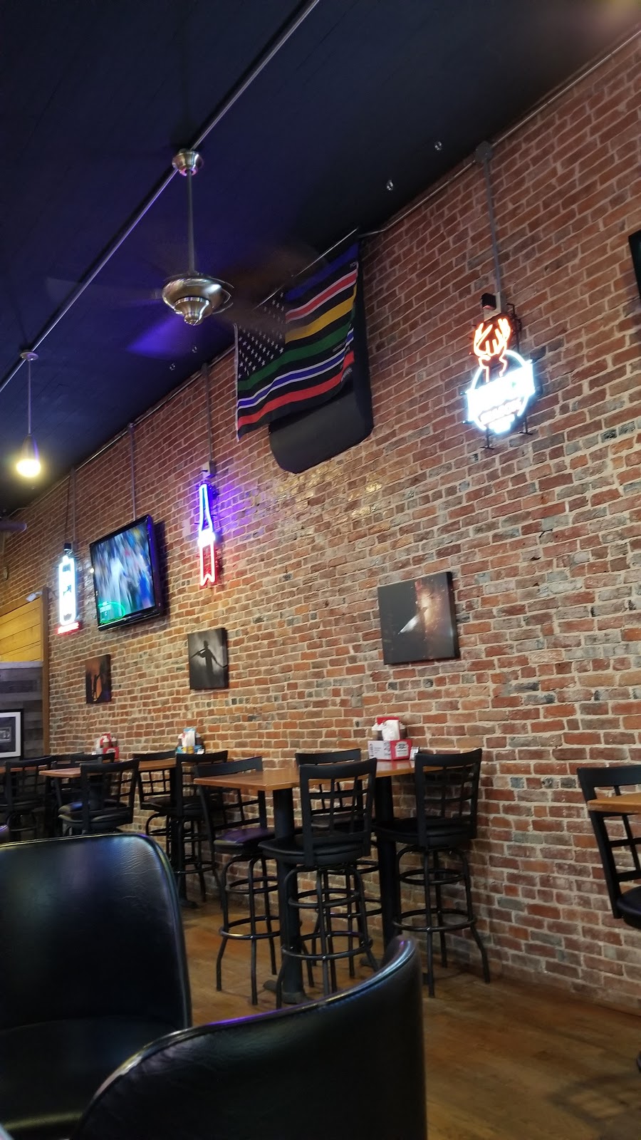 Station 1883 | restaurant | 102 W Lafayette St, Rushville, IL 62681, USA | 2172162050 OR +1 217-216-2050